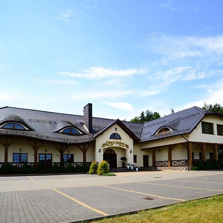 Zlota Jesien Restauracja I Noclegi Nad Jeziorem คาร์ตูซือ ภายนอก รูปภาพ